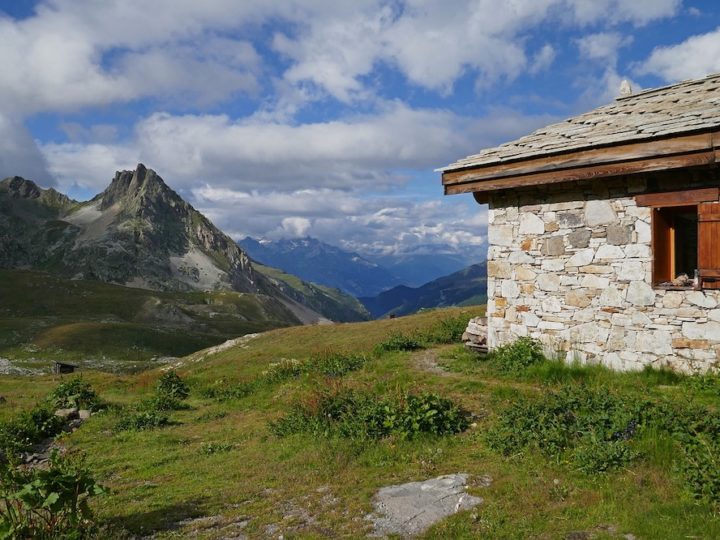 Ultra-wideband in the alpine huts of the Lanzo Valleys